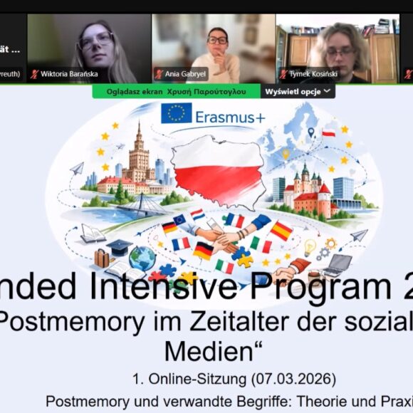 Postmemory in the age of social media Postmemory in the age of social media